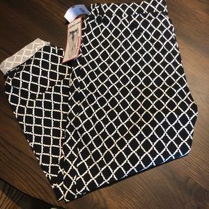 Stretchy B/W Dress Pants